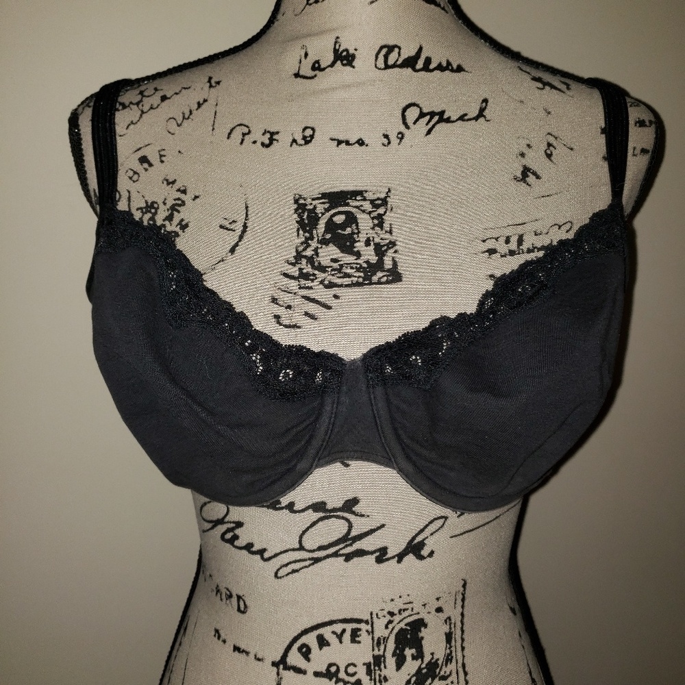 Cacique Black Underwire No Padding Bra w/ Lace